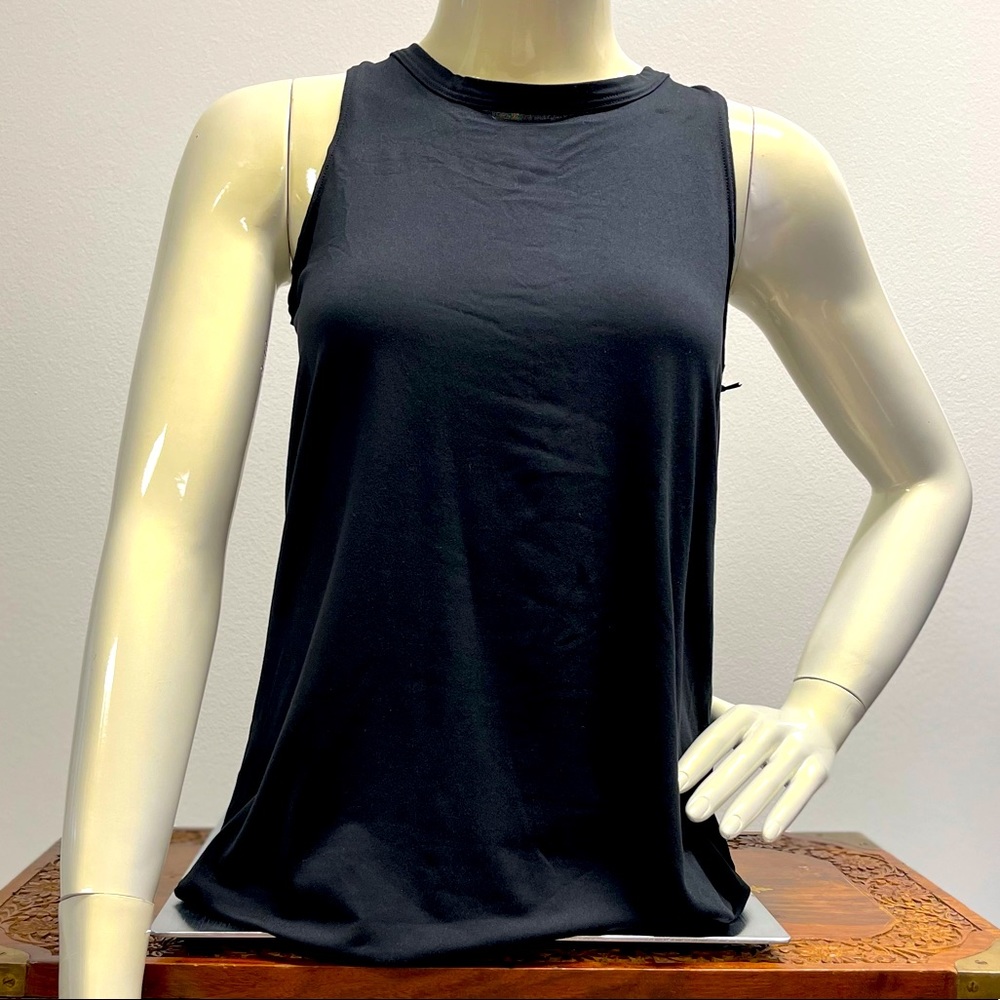 DYI - Black Tank Top With Upper Back Cut Out